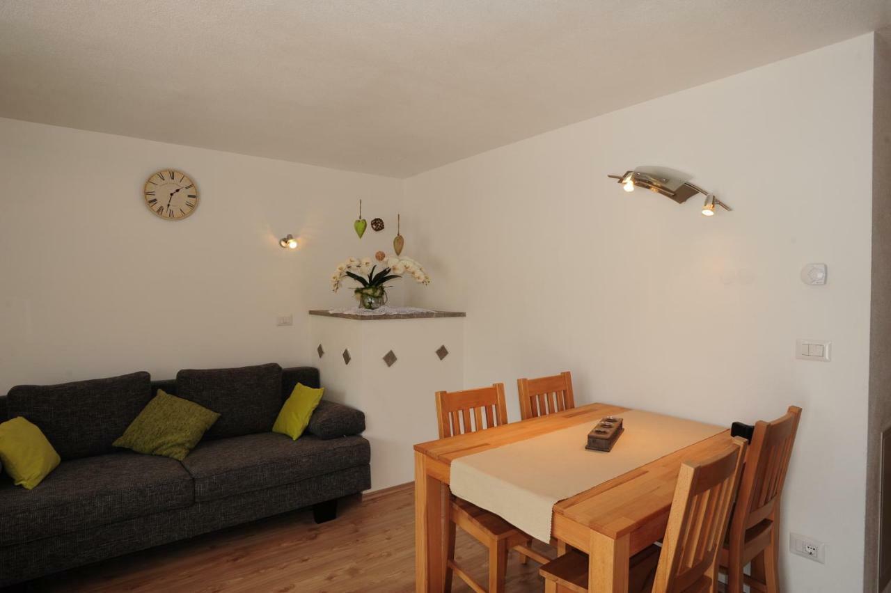 Xl Appartements Steinhaus Buitenkant foto